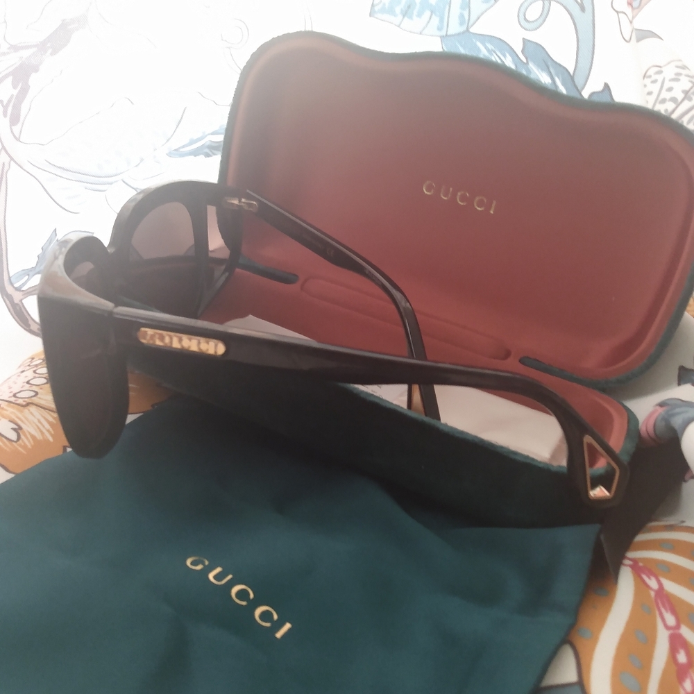 Gucci Black 62mm Sunglasses